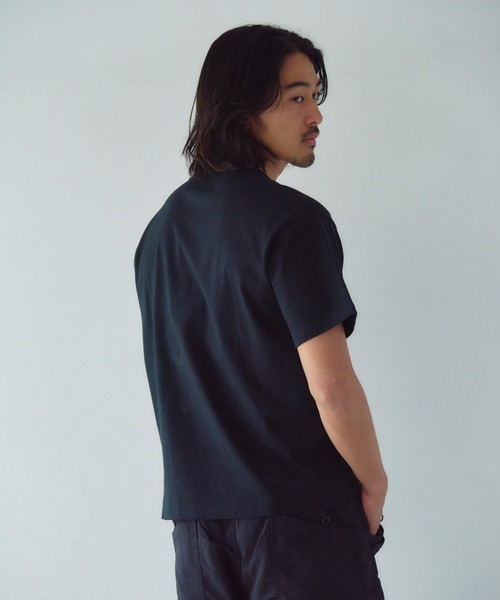 Schott(ショット)の「Schott-短丈 GLITTER EAGLE COMPACT T-SHIRT(Tシャツ/カットソー・メンズ・ブラック/ホワイト・M/XL/L)」の3枚目の写真