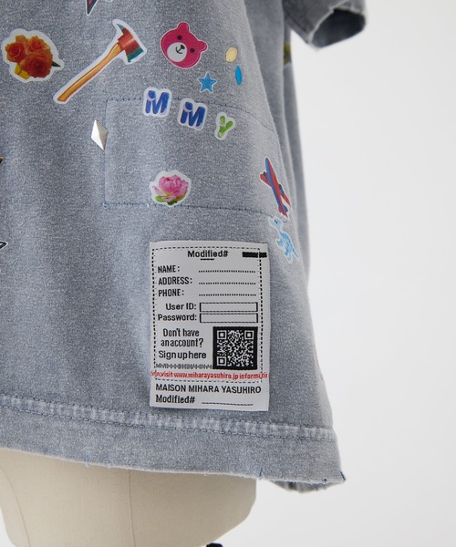 Maison MIHARA YASUHIRO（メゾンミハラヤスヒロ）の「【MIHARA YASUHIRO/ミハラヤスヒロ】BLEACHED KIDS STICKER TEE/ブリーチキッズステッカーT/ウォッシャブル（Tシャツ/カットソー・レディース・ブラック/グレー・38）」の14枚目の写真