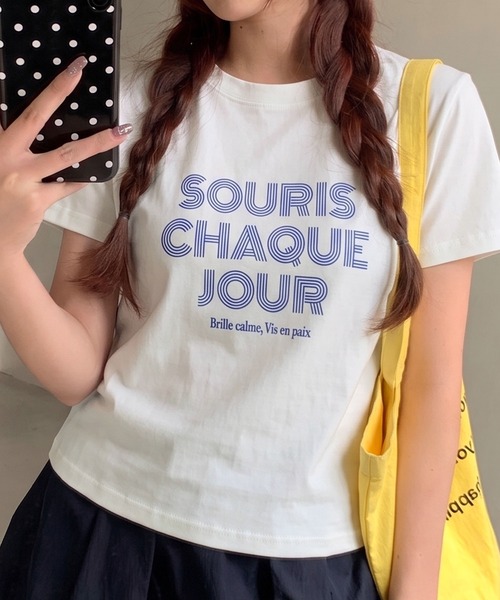 SpRay(スプレイ)の「ラインロゴ刺繍 Tシャツ(Tシャツ/カットソー・レディース・ブラウン/チャコールグレー/オフホワイト/ブラック/アイボリー・FREE)」の2枚目の写真