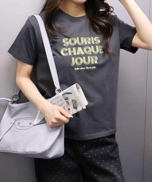 SpRay(スプレイ)の「ラインロゴ刺繍 Tシャツ(Tシャツ/カットソー・レディース・ブラウン/チャコールグレー/オフホワイト/ブラック/アイボリー・FREE)」の9枚目の写真