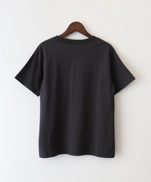 SpRay(スプレイ)の「ラインロゴ刺繍 Tシャツ(Tシャツ/カットソー・レディース・ブラウン/チャコールグレー/オフホワイト/ブラック/アイボリー・FREE)」の11枚目の写真