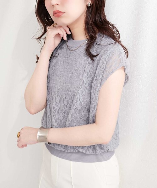 natural couture(ナチュラルクチュール)の「【sherbet line】接触冷感レースレイヤードニット(ニット/セーター・レディース・ライトグレー/ラベンダー/チャコールグレー/オフホワイト/ブラック・FREE)」の16枚目の写真