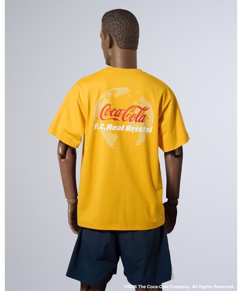 F.C.Real Bristol(エフシーレアルブリストル)の「Coca-Cola GLOBE LOGO EMBLEM POCKET TEE(Tシャツ/カットソー・メンズ・ネイビー/ブラック/オレンジ/ホワイト・MEDIUM/SMALL/XX-LARGE/X-LARGE/LARGE)」の5枚目の写真
