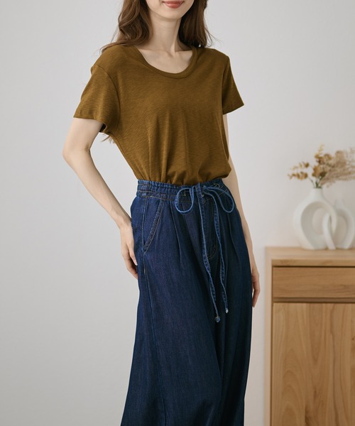 DAYRA(デイラ)の「無地 半袖 ラウンドネック Tシャツ トップス(Tシャツ/カットソー・レディース・ホワイト/チャコールグレー/ブラック/ベージュ/オリーブ/ピンク・FREE)」の18枚目の写真