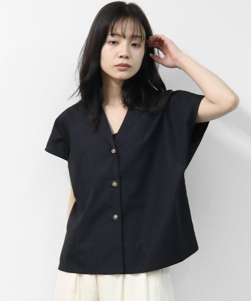 THE CELL.(ザセルドット)の「マーブルボタン フレンチシャツ MARBLE-BUTTON FRENCH SLEEVE SHIRT(シャツ/ブラウス・レディース・オフホワイト/ブラック/グリーン・FREE)」の3枚目の写真