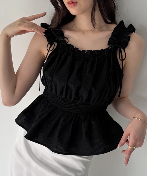 junoah(ジュノア)の「シャーリングフリルペプラムブラウス(裏地なし)(シャツ/ブラウス・レディース・ブラック/ホワイト/ブルー・SMALL/LARGE/MEDIUM)」の7枚目の写真