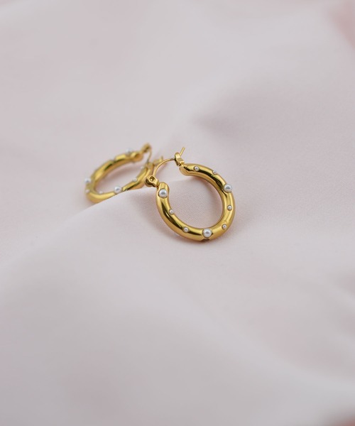 BROTHERHOOD(ブラザーフッド)の「【earyear】Pearl Orbit Hoop Pierce(ピアス(両耳用)・レディース・ゴールド・FREE)」の3枚目の写真