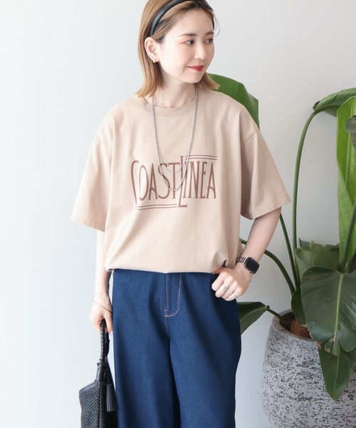 AMERICAN HOLIC(アメリカンホリック)の「COASTLINEA ロゴTシャツ(Tシャツ/カットソー・レディース・ブラウン/レッド/ブラック/チャコールグレー・FREE)」の3枚目の写真