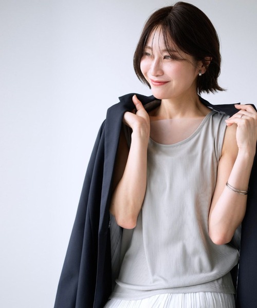 Ehre style(エーレスタイル)の「しゃがんでも胸元が安心!隠しチュールインナー(キャミソール・レディース・ブラック/グレー/ホワイト・FREE)」の3枚目の写真