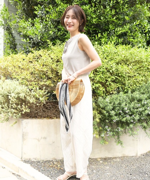 Ehre style(エーレスタイル)の「しゃがんでも胸元が安心!隠しチュールインナー(キャミソール・レディース・ブラック/グレー/ホワイト・FREE)」の13枚目の写真