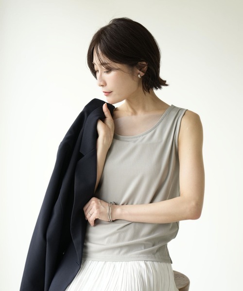 Ehre style(エーレスタイル)の「しゃがんでも胸元が安心!隠しチュールインナー(キャミソール・レディース・ブラック/グレー/ホワイト・FREE)」の20枚目の写真