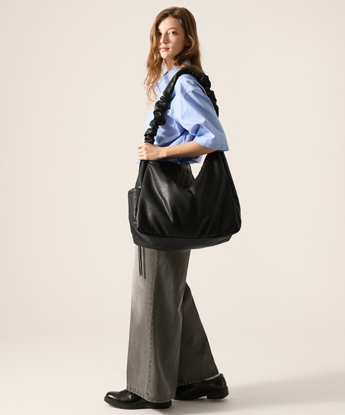 CLEL（クレイル）の「【CLEL】Gather Shoulder Bag / ギャザーショルダーバッグ（ショルダーバッグ・メンズ・ブラック/レッド・FREE）」の22枚目の写真