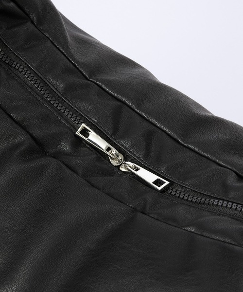 CLEL（クレイル）の「【CLEL】Gather Shoulder Bag / ギャザーショルダーバッグ（ショルダーバッグ・メンズ・ブラック/レッド・FREE）」の11枚目の写真