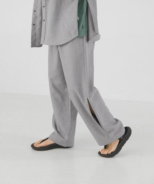 EKAL（エカル）の「『UR TECH DRYLUXE/吸水速乾/接触冷感』ハイツイストトラウザー（その他パンツ・メンズ・ネイビー/グレー系その他/グレー・MEDIUM/LARGE）」の2枚目の写真