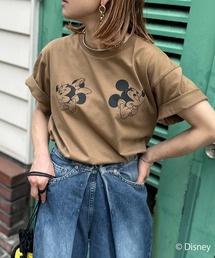 mi via loca（ミヴィアロカ）の「【Disney(ディズニー)】別注/ ミッキー&ミニー/ PHONEプリント半袖Tシャツ（Tシャツ/カットソー）」
