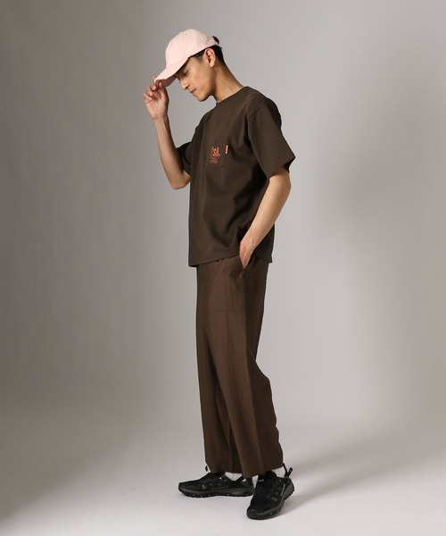UNIVERSAL OVERALL（ユニバーサルオーバーオール）の「【UNIVERSAL OVERALL】別注ポンチプリントTシャツ[速乾・シワ軽減]（Tシャツ/カットソー・メンズ・チャコール/オフホワイト・LARGE/MEDIUM）」の12枚目の写真