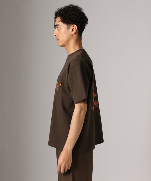 UNIVERSAL OVERALL（ユニバーサルオーバーオール）の「【UNIVERSAL OVERALL】別注ポンチプリントTシャツ[速乾・シワ軽減]（Tシャツ/カットソー・メンズ・チャコール/オフホワイト・LARGE/MEDIUM）」の3枚目の写真