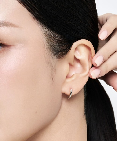 Lyvi（ライビィ）の「Nude Drip Pierce / 金属アレルギー対応（ピアス（両耳用）・レディース・シルバー/ゴールド・FREE）」の16枚目の写真