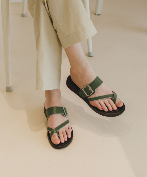 JESUS ON THE WATER（ジーザスオンザウォーター）の「JESUS SANDAL Lod 牛革ストラップサンダル2cm -JOW106 (6色)（サンダル・レディース・オフホワイト/シルバー/グリーン/ワインレッド/キャメル/ブラック・23.5cm/24cm/24.5cm/25cm/25.5cm/23cm）」の9枚目の写真