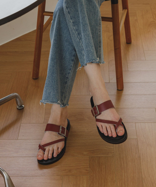 JESUS ON THE WATER（ジーザスオンザウォーター）の「JESUS SANDAL Lod 牛革ストラップサンダル2cm -JOW106 (6色)（サンダル・レディース・オフホワイト/シルバー/グリーン/ワインレッド/キャメル/ブラック・23.5cm/24cm/24.5cm/25cm/25.5cm/23cm）」の10枚目の写真