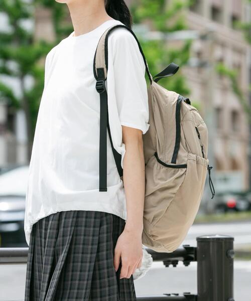 EKAL(エカル)の「『UR TECH ひやサラクール』ラグランスリーブカットソー(Tシャツ/カットソー・レディース・ブラック/ホワイト/ベージュ系その他・ONE)」の4枚目の写真