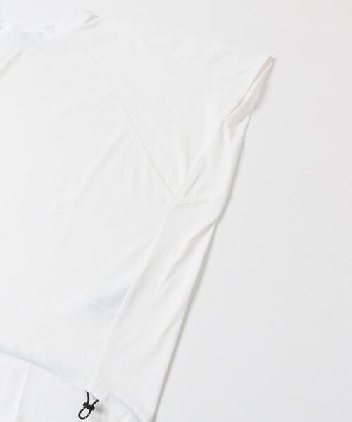 EKAL(エカル)の「『UR TECH ひやサラクール』ラグランスリーブカットソー(Tシャツ/カットソー・レディース・ブラック/ホワイト/ベージュ系その他・ONE)」の6枚目の写真
