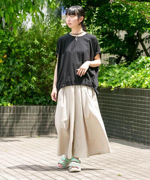 EKAL(エカル)の「『UR TECH ひやサラクール』ラグランスリーブカットソー(Tシャツ/カットソー・レディース・ブラック/ホワイト/ベージュ系その他・ONE)」の12枚目の写真