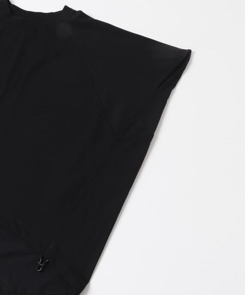 EKAL(エカル)の「『UR TECH ひやサラクール』ラグランスリーブカットソー(Tシャツ/カットソー・レディース・ブラック/ホワイト/ベージュ系その他・ONE)」の15枚目の写真
