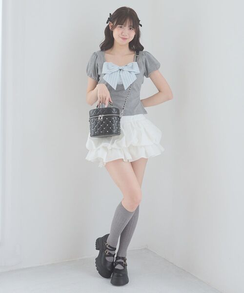MAJESTIC LEGON(マジェスティックレゴン)の「パール×ビジューバニティバッグ(ハンドバッグ・レディース・アイボリー/ブラック・FREE)」の22枚目の写真