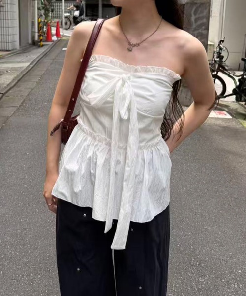 mebole(メボレ)の「front ribbon bare top(その他トップス・レディース・ホワイト・FREE)」の1枚目の写真