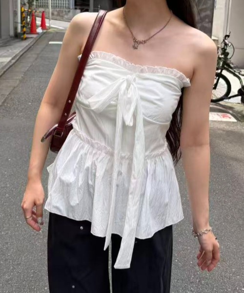 mebole(メボレ)の「front ribbon bare top(その他トップス・レディース・ホワイト・FREE)」の2枚目の写真