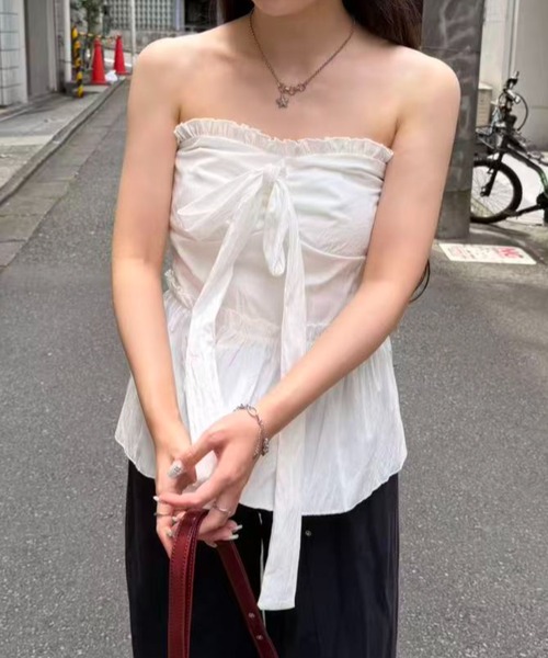 mebole(メボレ)の「front ribbon bare top(その他トップス・レディース・ホワイト・FREE)」の5枚目の写真