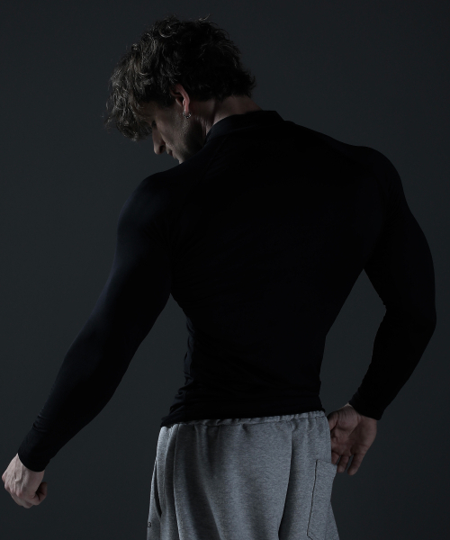 CARMID（カミド）の「コンプレッションモックネック長袖[ブラック]（Tシャツ/カットソー・メンズ・その他・1/2/3）」の6枚目の写真