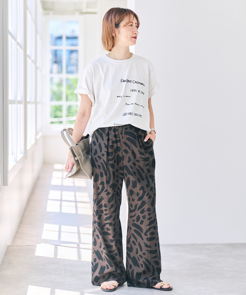 Spick & Span(スピックアンドスパン)の「AUTHEN / オーセン EAST EM SS T-SHIRT(Tシャツ/カットソー・レディース・ブラック系その他/ホワイト系その他・SMALL)」の4枚目の写真