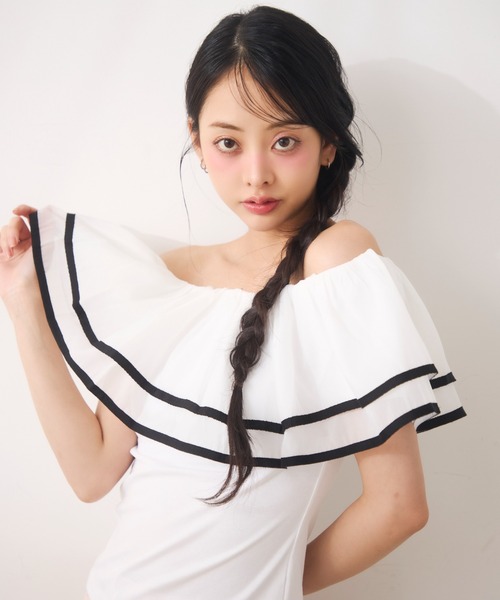 Noelie(ノエリー)の「シフォンフリルオフショルトップス(Tシャツ/カットソー・レディース・ベージュ/ブラック/ホワイト・FREE)」の19枚目の写真