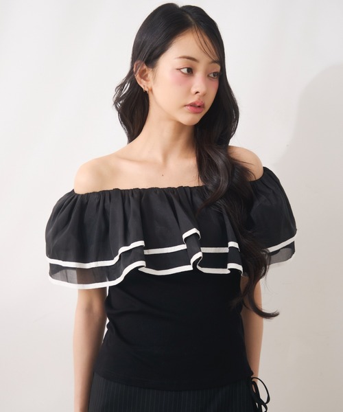 Noelie(ノエリー)の「シフォンフリルオフショルトップス(Tシャツ/カットソー・レディース・ベージュ/ブラック/ホワイト・FREE)」の15枚目の写真