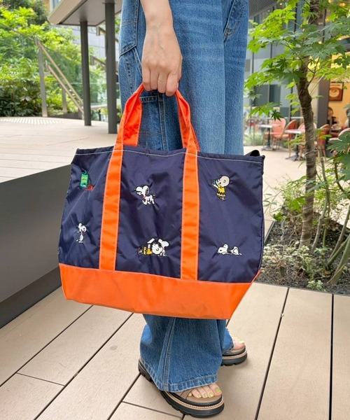 BAYFLOW(ベイフロー)の「【PEANUTS】刺繍トートLサイズ(WEB限定)(トートバッグ・レディース・ベージュ/ネイビー/グレー・0)」の9枚目の写真