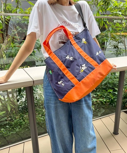 BAYFLOW(ベイフロー)の「【PEANUTS】刺繍トートLサイズ(WEB限定)(トートバッグ・レディース・ベージュ/ネイビー/グレー・0)」の10枚目の写真