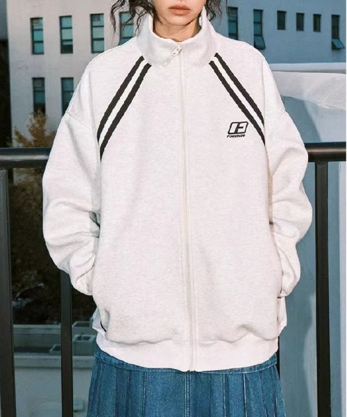 NEW GENTLEMAN(ニュージェントルマン)の「フォルテック ショルダーライン ビッグブルゾン(ブルゾン・メンズ・ブラック/グレー・XL/L/M)」の5枚目の写真
