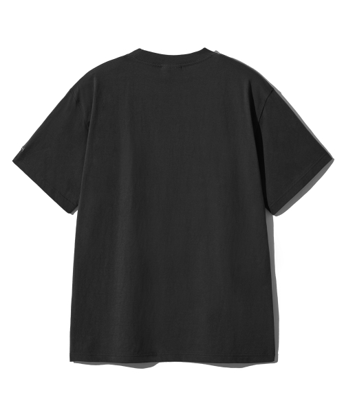 F.ILLUMINATE(フィルミネイト)の「ツートンアーチロゴTシャツ-ブラック(Tシャツ/カットソー・レディース・その他・SMALL/MEDIUM/LARGE)」の2枚目の写真