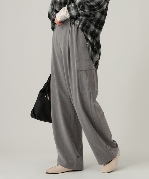 Elura(エルーラ)の「TRストレッチカーゴパンツ/1068020(カーゴパンツ・レディース・ベージュ/チャコールグレー/グレー・FREE(S)/LARGE/MEDIUM)」の4枚目の写真
