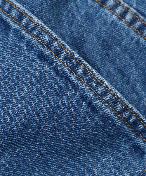 The DUFFER of ST.GEORGE(ザダファーオブセントジョージ)の「5POCKET DENIM PANTS:セットアップ対応 5ポケット ストレート デニムパンツ / バイオブリーチ / ユーズド加工(デニムパンツ・メンズ・インディゴブルー・SMALL/MEDIUM/LARGE/X-LARGE)」の10枚目の写真