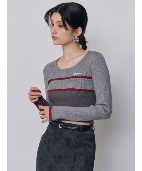 MURUA（ムルーア）の「バイカラークロップドニット　秋服（ニット/セーター・レディース・ブラウン/グレー/レッド・FREE）」の17枚目の写真
