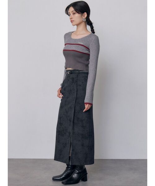 MURUA（ムルーア）の「バイカラークロップドニット　秋服（ニット/セーター・レディース・ブラウン/グレー/レッド・FREE）」の22枚目の写真