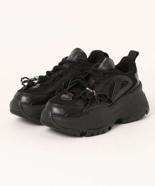 adidas(アディダス)の「ADIDAS アディダス OZGAIA W オズガイア W KZ7071 ABC-MART限定 *CORE/CORE/CORE(スニーカー・レディース・ブラック・22.5cm/22.0cm/25.5cm/25.0cm/24.5cm/24.0cm/23.5cm/23.0cm)」の1枚目の写真