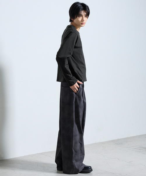 SERACE（セラス）の「【SERACE】BASIC COMPACT U-NECK LONG SLEEVE T-SHIRT / ベーシックコンパクトUネックロンT（Tシャツ/カットソー・メンズ・ブラック系/ブラック/ホワイト/ホワイト系・S/M/L）」の8枚目の写真