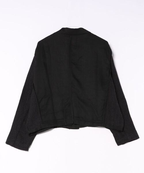 antiqua(アンティカ)の「異素材切り替え ショート丈 ジャケット(その他アウター・レディース・ブラック・ONESIZE)」の2枚目の写真