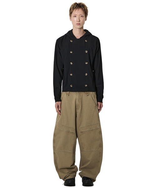 Openyard（オープンヤード）の「『Openyard/オープンヤード』PLEATED WRAP HOODED JACKET/プリーツトラップフーディージャケット（その他アウター・レディース・ブラック・S/M）」の5枚目の写真
