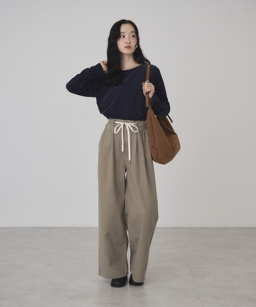 AMERICAN HOLIC(アメリカンホリック)の「シアーベロアロングプルオーバー(Tシャツ/カットソー・レディース・その他6/クリーム/ネイビー・L/M)」の18枚目の写真