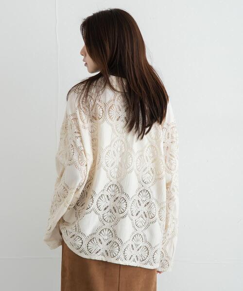 URBAN RESEARCH Sonny Label(アーバンリサーチサニーレーベル)の「レースシャツ(シャツ/ブラウス・レディース・ブラック・FREE)」の22枚目の写真